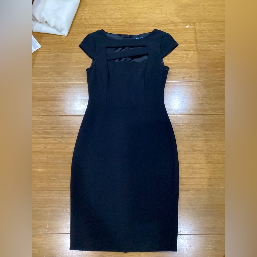 Marciano WOMENS short sleeved, black dress size 4